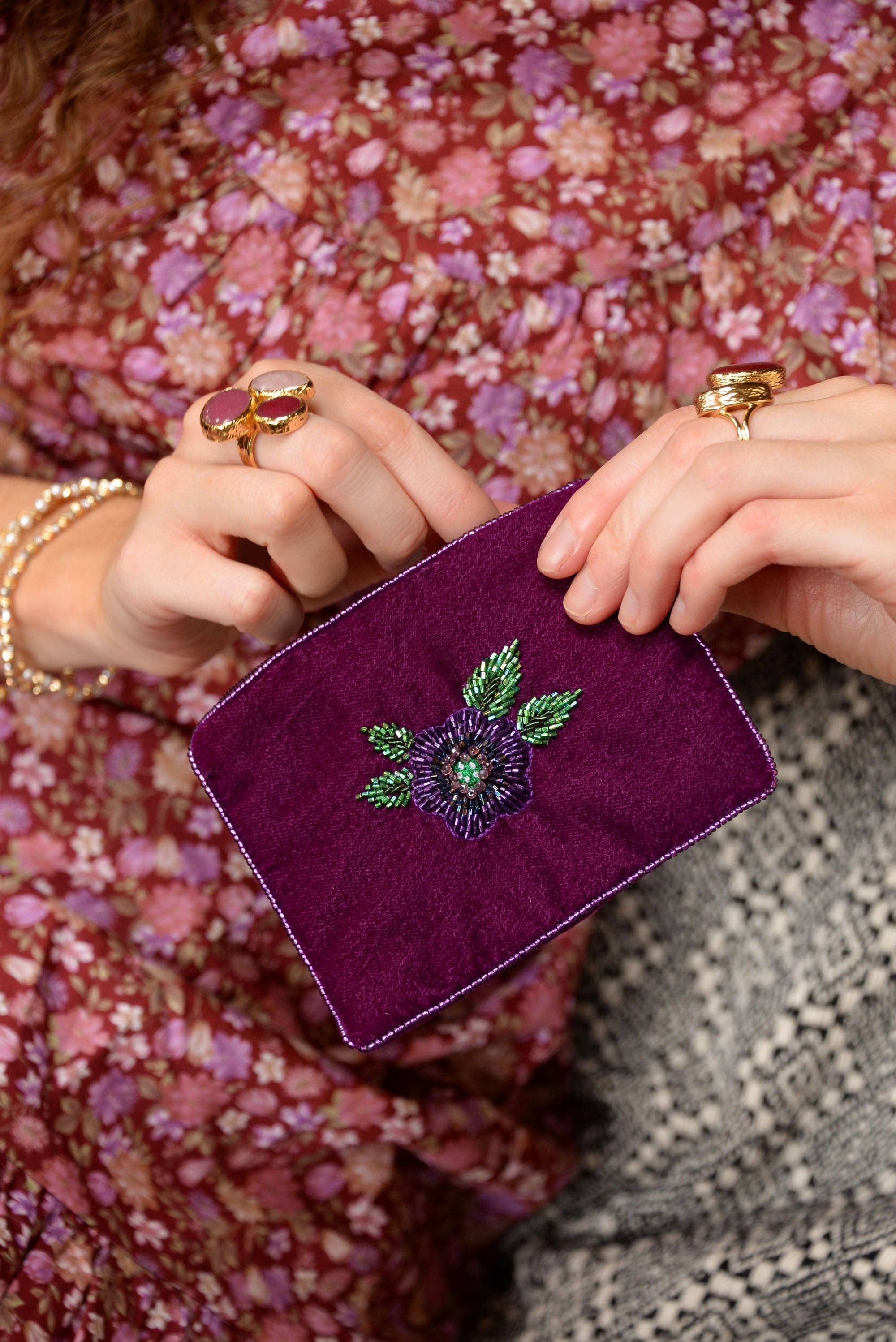 POCHETTE PETITE FLEUR VIOLETTE