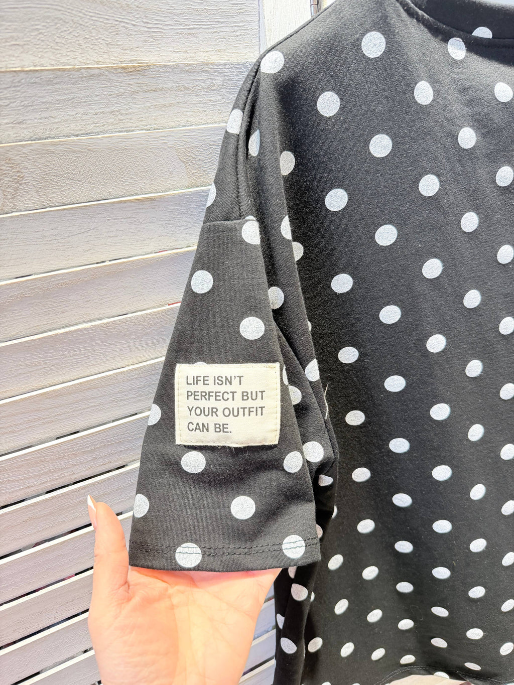 T-shirt à pois noir