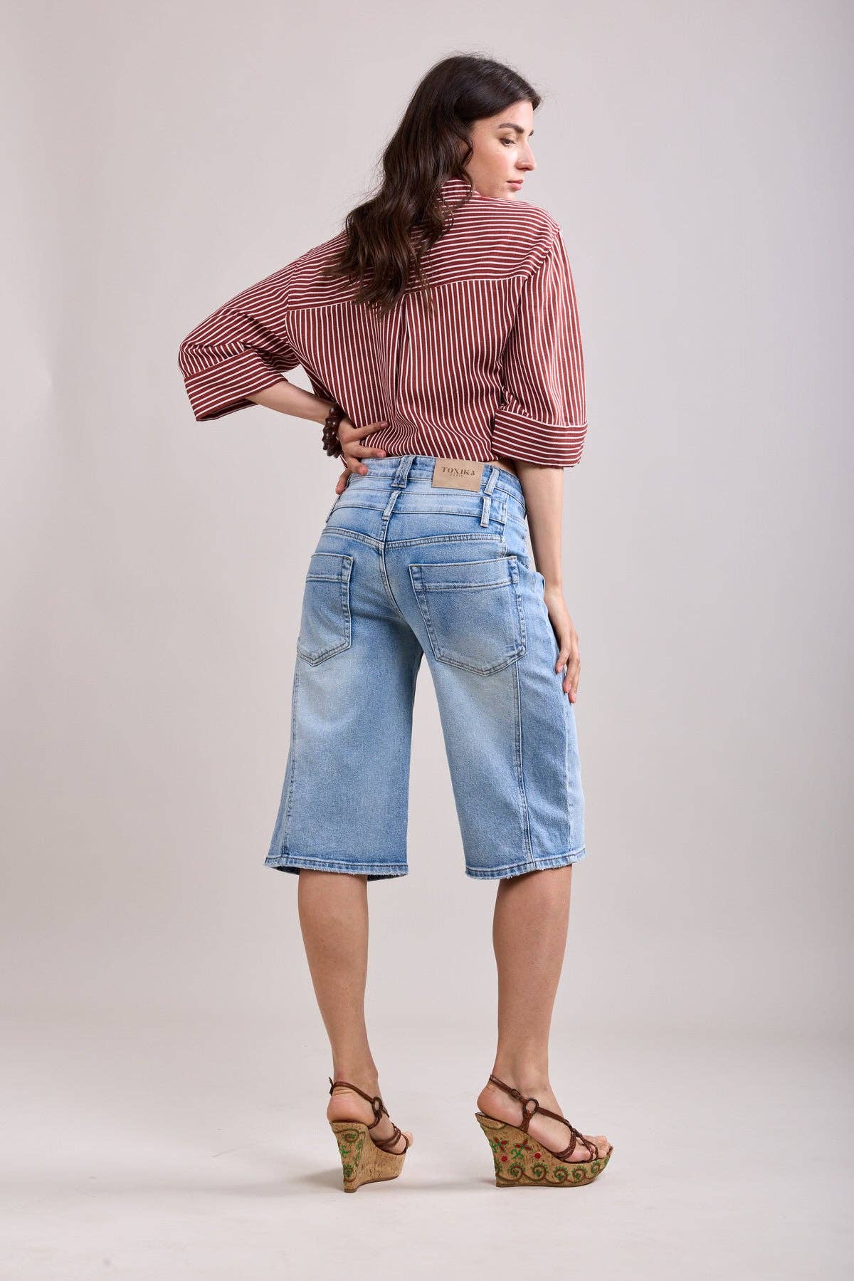 Bermuda jean évasé avec ceinture ZIGZAG