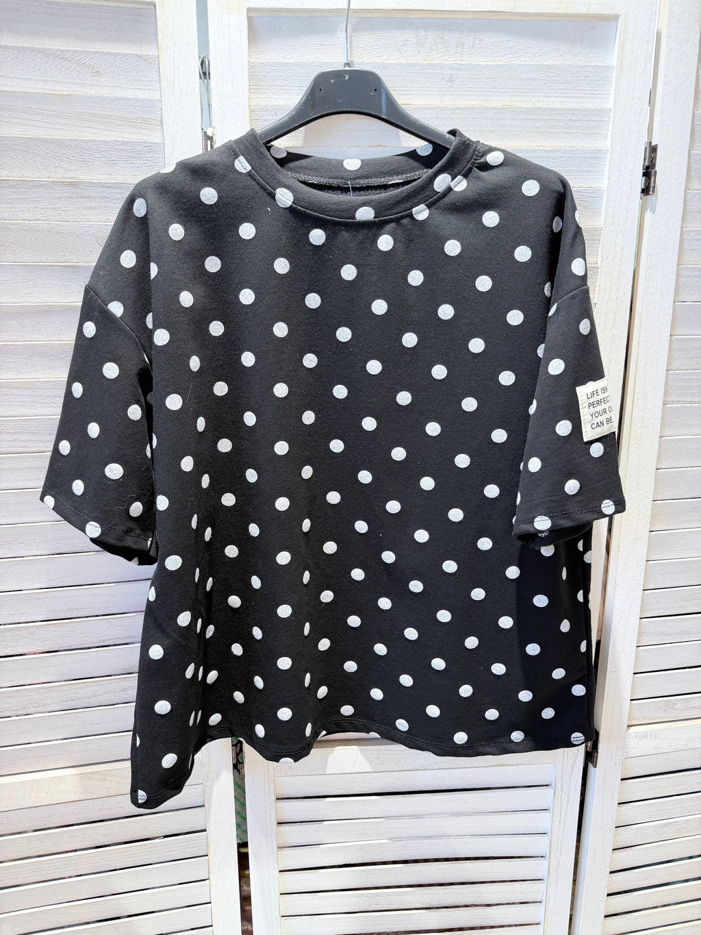 T-shirt à pois noir