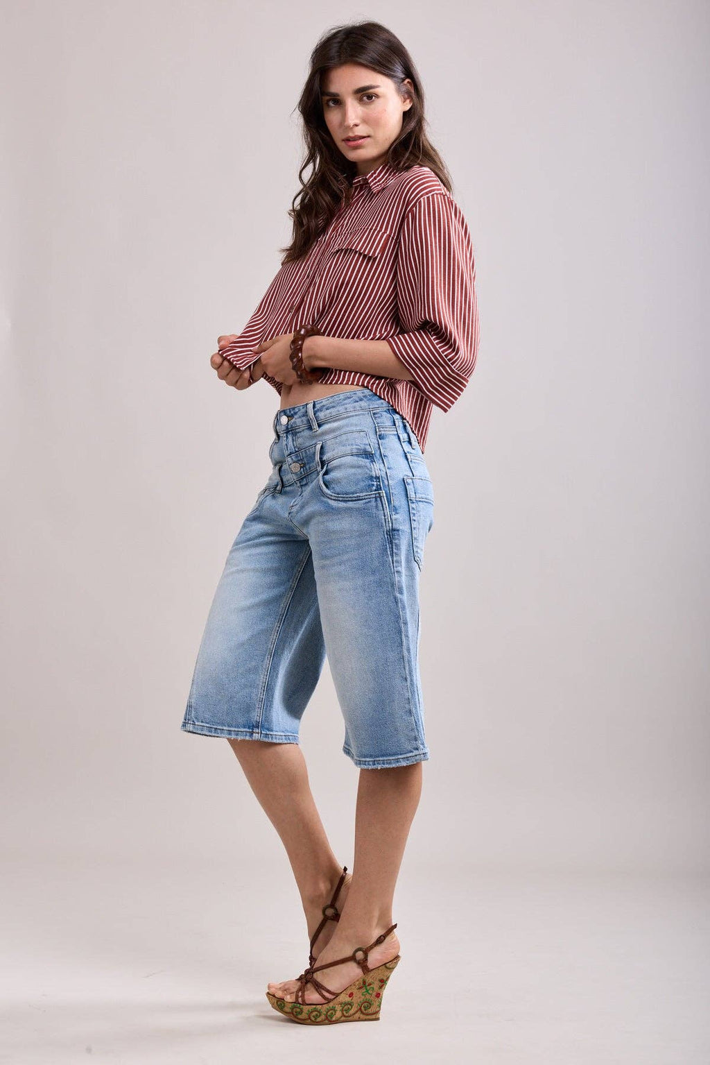 Bermuda jean évasé avec ceinture ZIGZAG